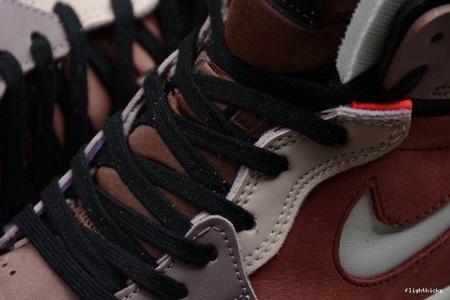 Zoom Rust Air CT0979-602 Jordan CMFT High (W) 1 Canyon 1112